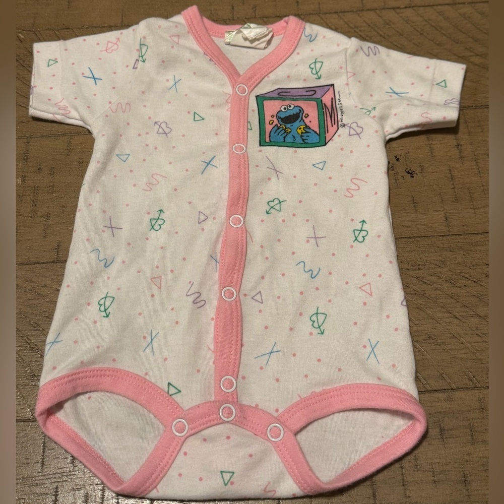 Vintage 1980s Cookie MonsterPink White OnSie